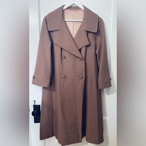 Vintage, blush dbl breasted full length.   Well made, beautiful features